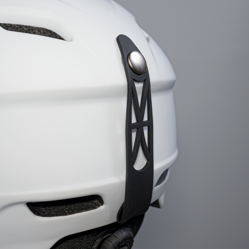 Load image into Gallery viewer, Daytona Carver Ski Helmet - Adjustable Ski Helmet for Men, Women & Youth - Dull Chalk White with Anti-Fog Visor